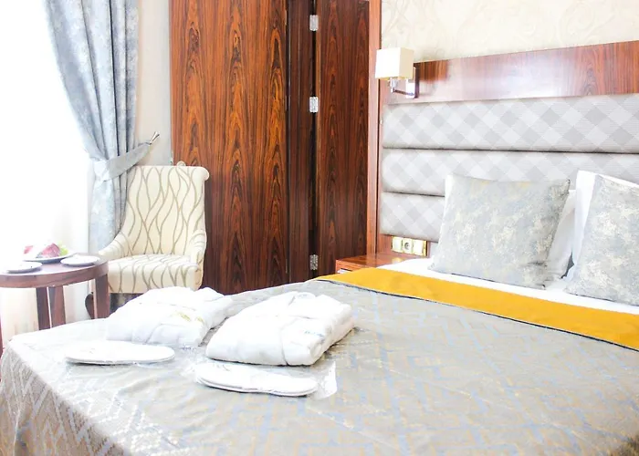 Midmar Deluxe Hotel